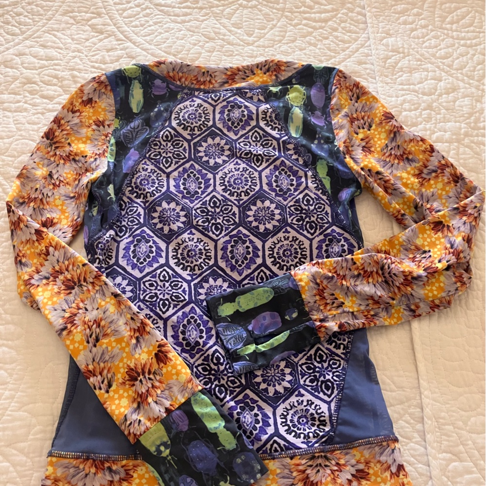 Maaji Multicolor Long Sleeve Rashguard with bikini top/2piece set